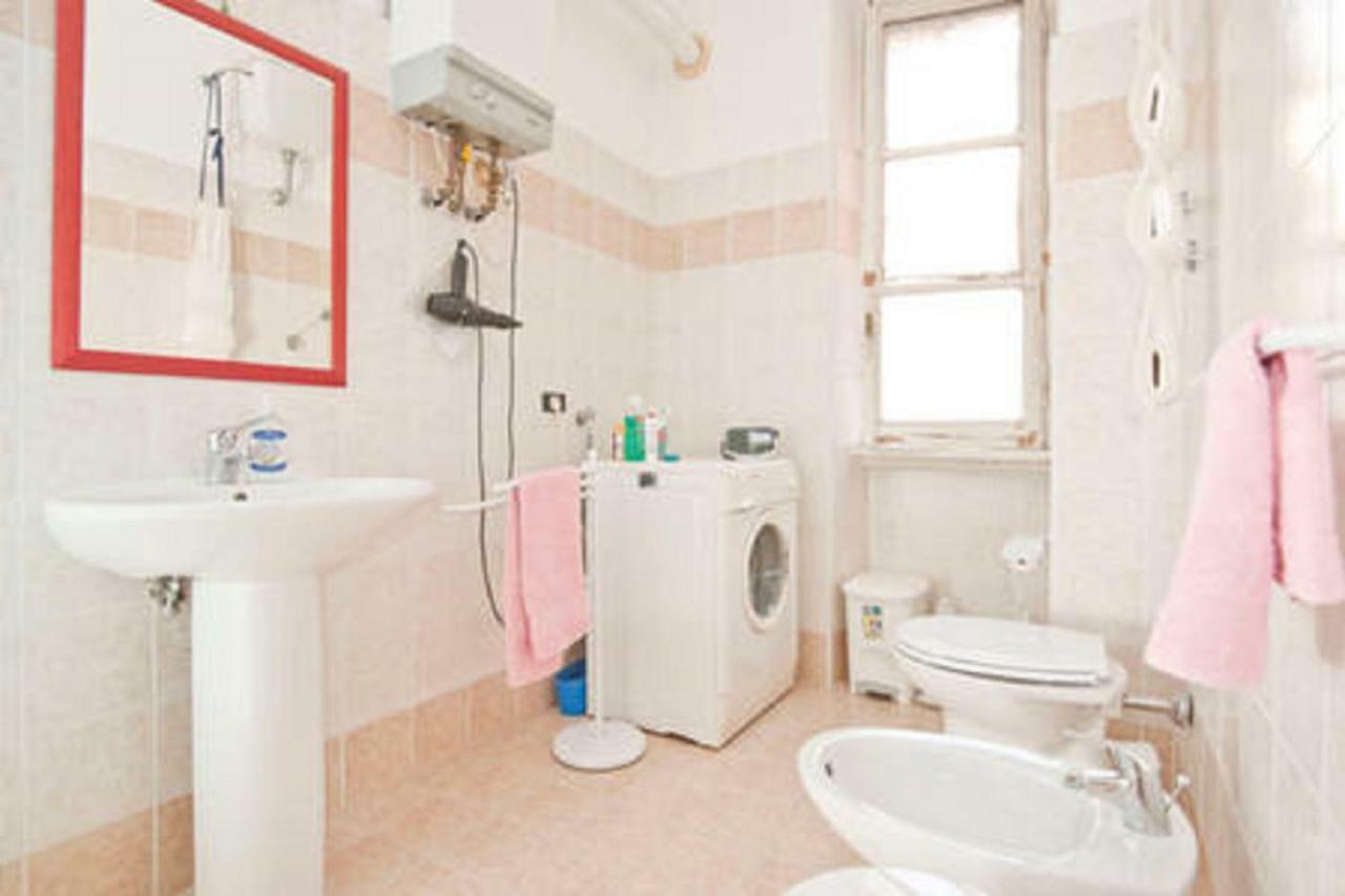 Alloggio Turistico P.Lodi Apartment Rome Luaran gambar